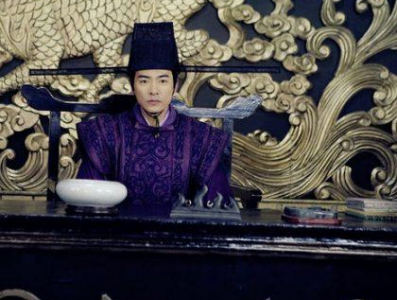 宋仁宗口中的忠臣：范仲淹为何被贬？