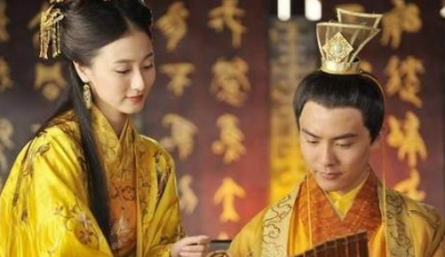 ​李自成直接抄官员的家敛财 崇祯生前为何效仿李自成