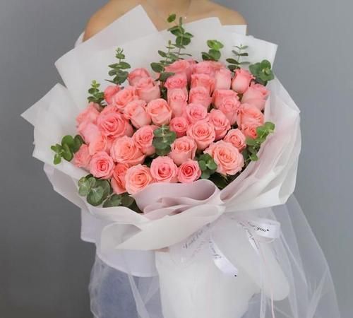 33朵黄玫瑰代表什么意思
