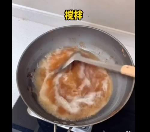 锅被烧干,烧黑了之后怎么样才能洗干净呢