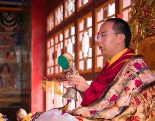 十一世班禅额尔德尼确吉杰布-第2张图片-