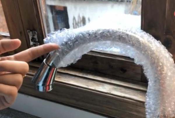 外面水管冻了怎么处理,地底下自来水管冻了怎么办图6