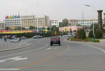 ​阿拉善是哪里的城市，内蒙的阿拉善和巴彦淖尔哪个城市的工业项目投资的大？谢
