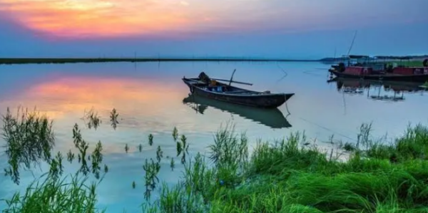 我国最大的淡水湖是,我国面积最大的淡水湖鄱阳湖位于什么省?图4