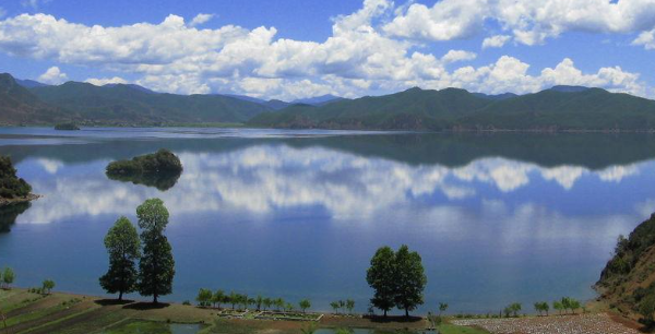 我国最大的淡水湖是,我国面积最大的淡水湖鄱阳湖位于什么省?图2