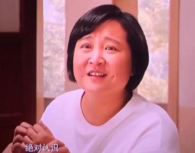 ​贾玲的妈妈真叫李焕英吗,贾玲母亲的真实姓名