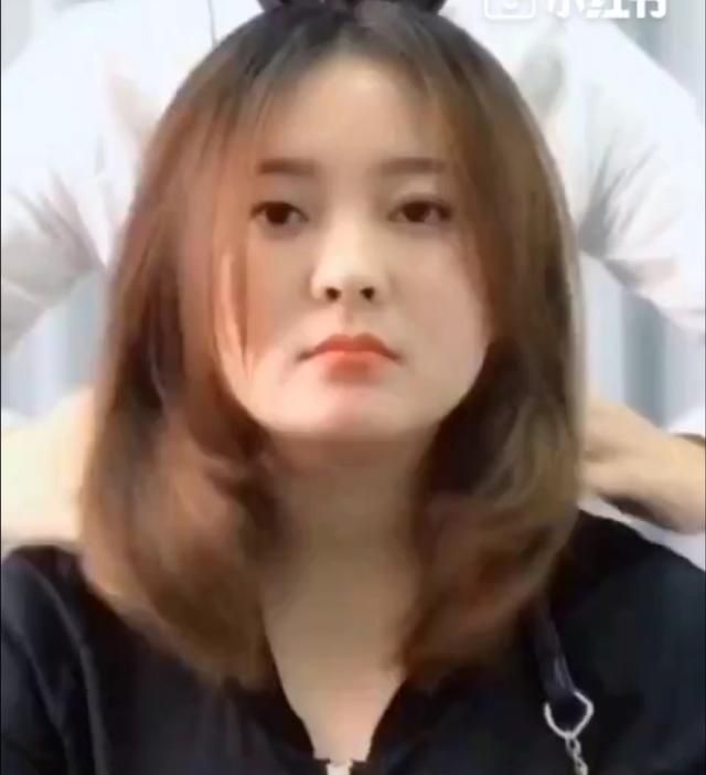 长圆脸，头发较为蓬松但脸型是长圆脸的 要不要去做柔顺？图7
