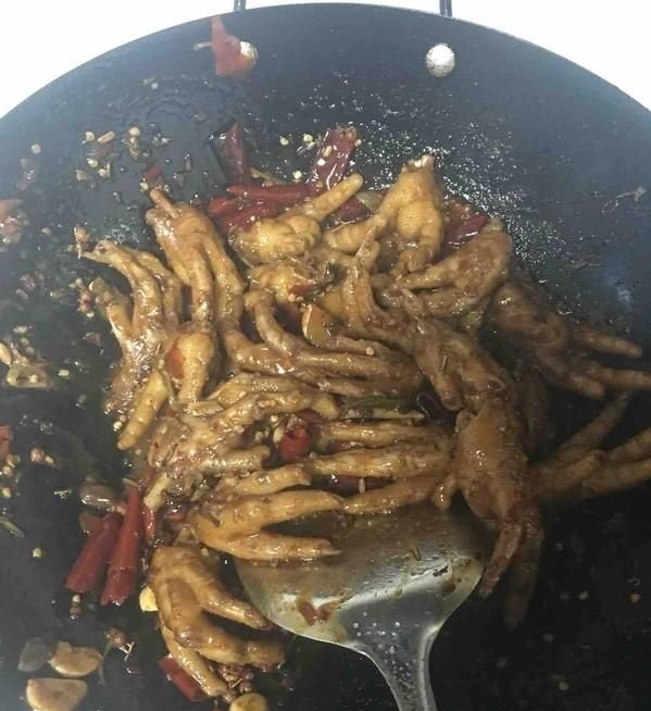 卤鸡爪的制作方法和配料，王刚卤鸡爪正宗制作方法？图7