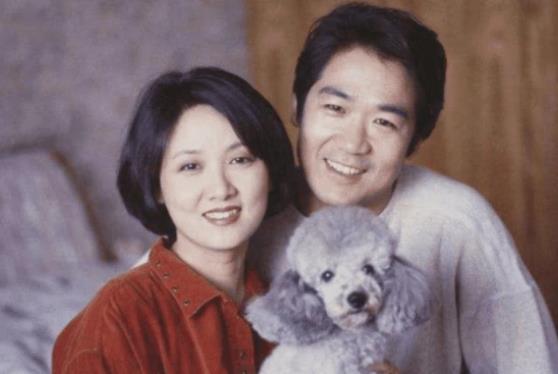 张国立和邓婕怎么走到一起的 讲述张国立和邓婕的爱情故事