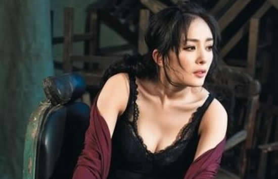 杨幂个人资料简介及最新性感写真照片介绍