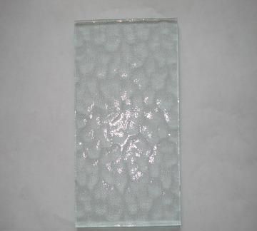 全部玻璃是透明的可以说成玻璃是全透明的吗