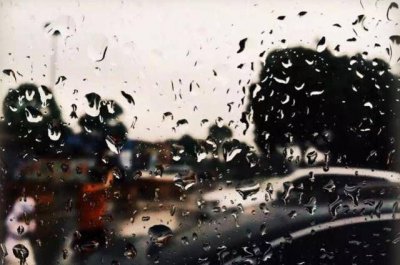 ​寒风吹起细雨淋漓是什么歌，寒风吹起细雨迷离是什么歌？
