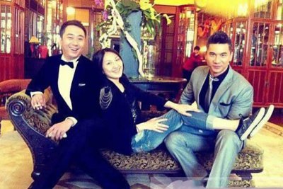​王自健被家暴是真的吗，王自健前妻是什么人