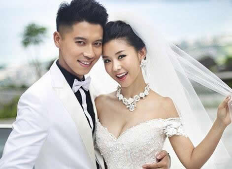 王雷妻子李小萌个人资料简介：新生代李小萌生活萌照