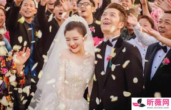 王栎鑫老婆吴雅婷资料介绍 吴雅婷是富二代吗家里有多有钱
