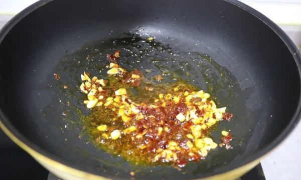 怎么炒蛤蜊,如何炒花蛤图9