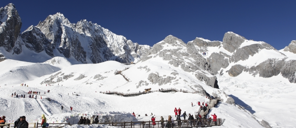 玉龙雪山海拔高度,玉龙雪山海拔有多高图4