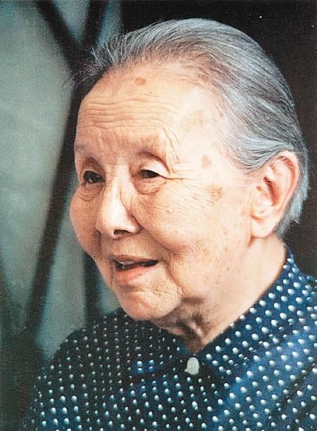 现代诗冰心写的，冰心写的现代诗冰心？图3