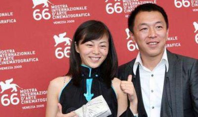 ​黄渤的妻子是谁？黄渤妻子长什么样