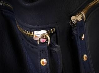 衣服拉链掉了怎么装回去，衣服拉链掉了怎么装回去小技巧？图8