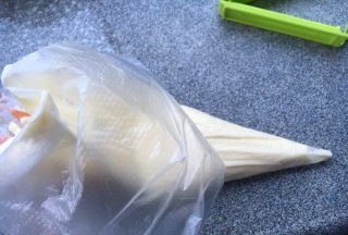 没有裱花袋可以用什么东西代替吗