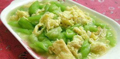 丝瓜鸡蛋猪肉同食吗
