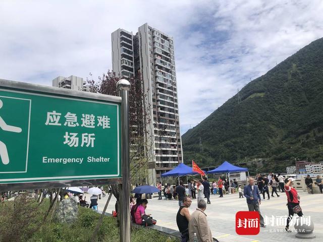 雅安石棉事件：直击受地震影响的雅安石棉县(5)