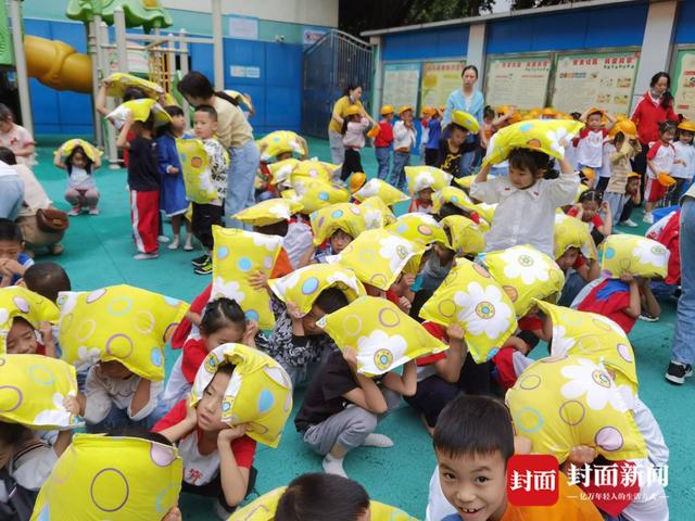 雅安石棉事件：直击受地震影响的雅安石棉县(3)