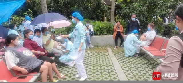 雅安石棉事件：直击受地震影响的雅安石棉县(6)