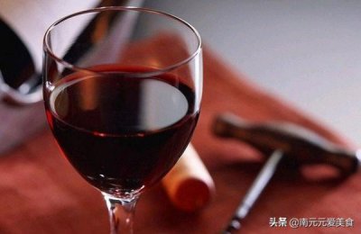 ​白甜葡萄酒推荐(葡萄酒干白和甜白的区别)
