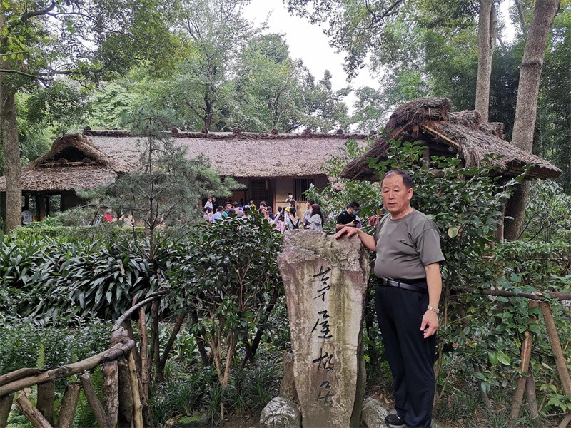杜甫草堂在成都哪个区(杜甫草堂旅游攻略)