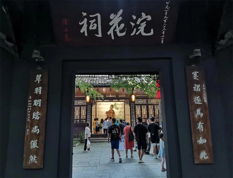 杜甫草堂在成都哪个区(杜甫草堂旅游攻略)