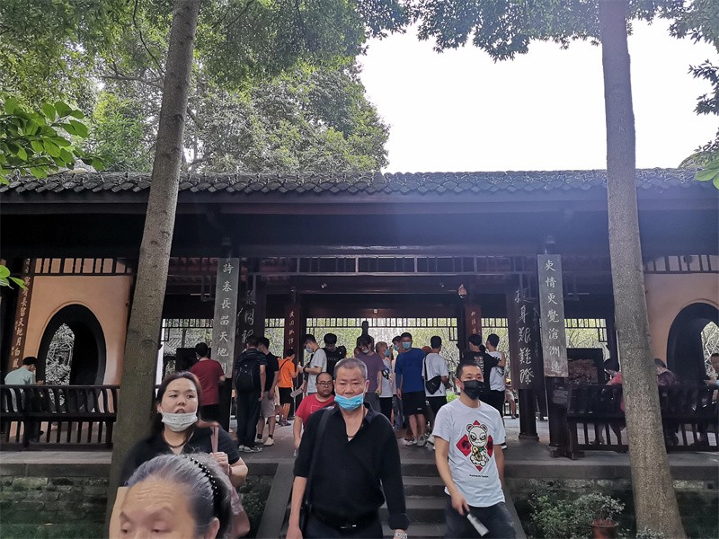 杜甫草堂在成都哪个区(杜甫草堂旅游攻略)