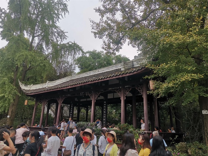 杜甫草堂在成都哪个区(杜甫草堂旅游攻略)