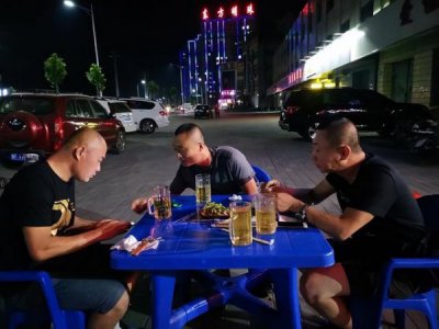 ​罐装啤酒一箱多少(罐装啤酒一箱多少罐)