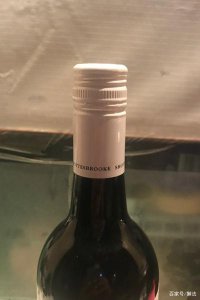 ​五星级酒店红酒开瓶费(为什么五星级酒店要提供红酒)