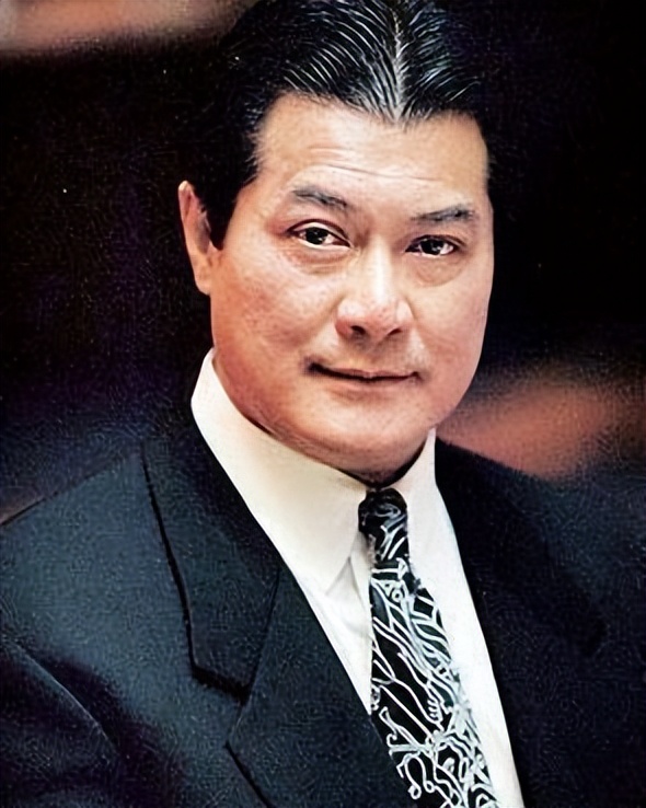 邓光荣离世11年后，他两个女儿的选择截然不同