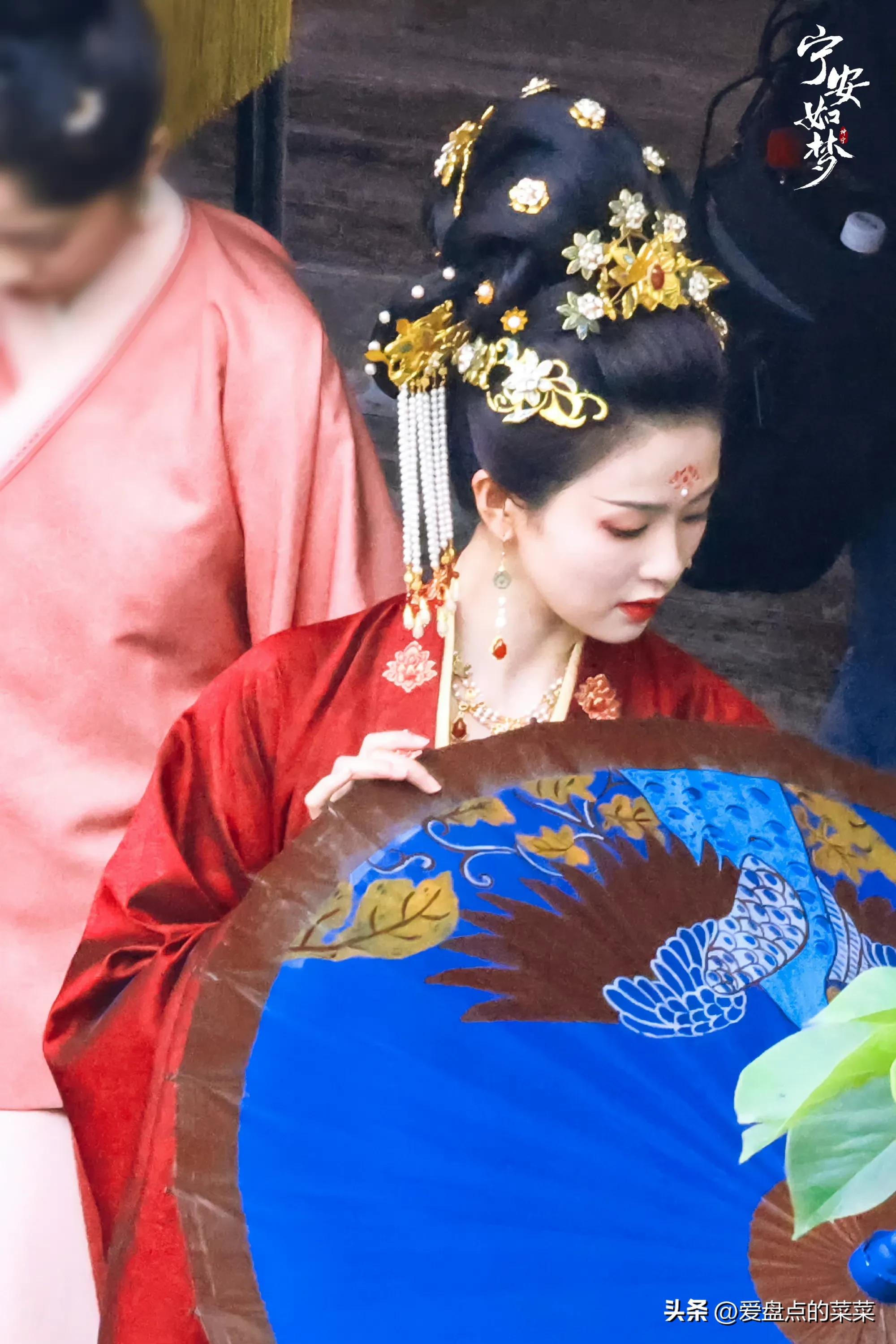 路透图的内卷大战：白鹿大气，赵丽颖侠气，刘诗诗卷土归来