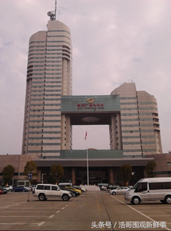 为什么很多网友称呼湖南卫视是“马桶台”？看完总算是明白了！