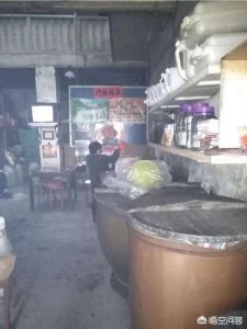 ​茅台镇1949封坛窖藏酒(茅台镇1949酒52度价格)