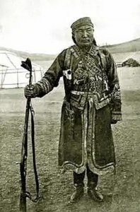 ​西北悍匪黑喇嘛，苏联派特工前去刺杀，首级被保存在博物馆