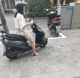 ​电动车上路要注意，上线“新规”明确，多个骑车行为会扣C1驾照分