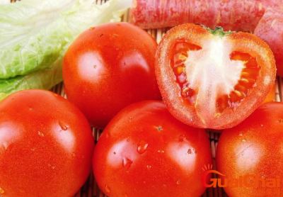 ​西红柿可以减肥吗？西红柿生食好还是熟食好？