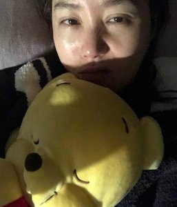 ​“韩国第一美魔女”金成铃素颜照曝光 皮肤水嫩引热议
