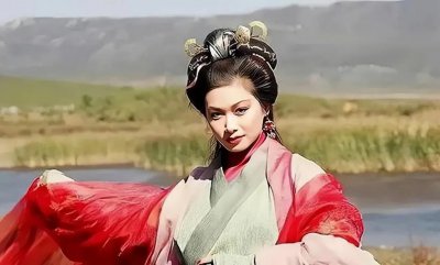 ​张文慈：痴情的万妖女王，为了照顾抚养孩子，不得不出来继续工作