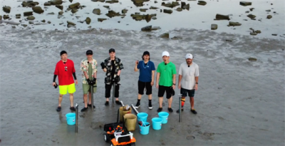 ​张震岳(涠洲岛风景秀丽，潘玮柏林峰任贤齐张震岳郑钧等人带剧组上岛考察)