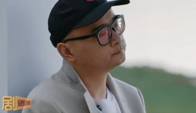 ​傅首尔老公老刘是干什么的