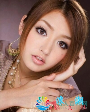 长谷川未来人物海报