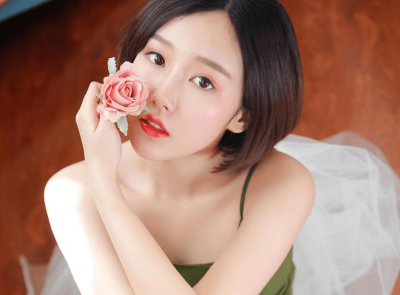 ​女生说“呵呵”时，场面一度很尴尬？这样回复轻松摆脱狼狈状态