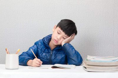 ​为什么老犯困? 为何总是犯困